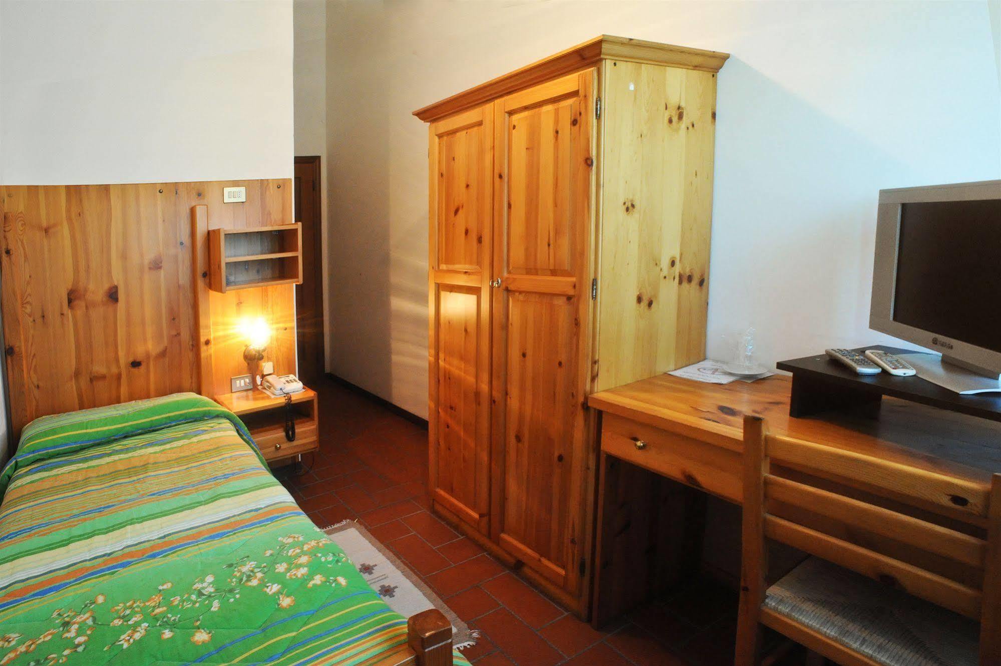 Hotel del Lago Cavriglia Habitación foto